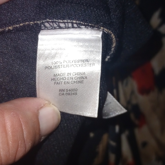 (3x) Evan Picone Women's Floral Wrap Blouse - Picture 6 of 6